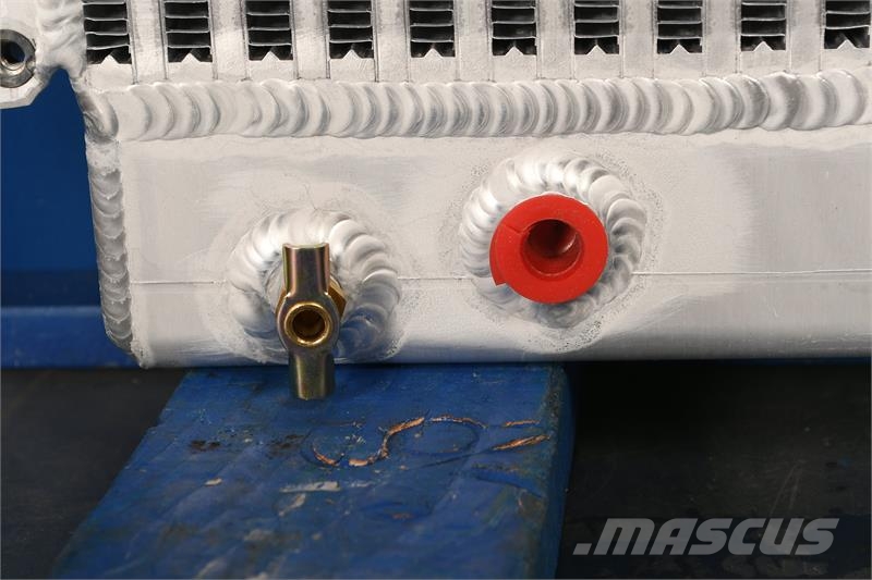 Hyster S150A Radiator # 940032 Hűtők