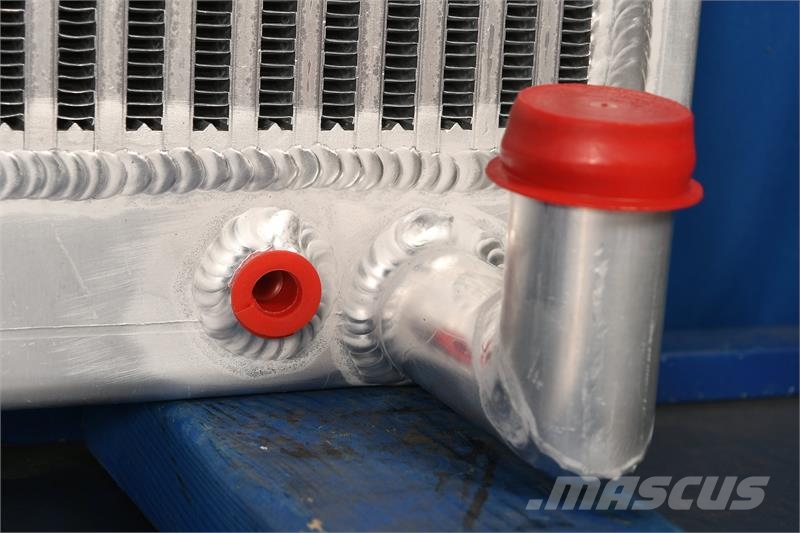 Hyster S150A Radiator # 940032 Hűtők