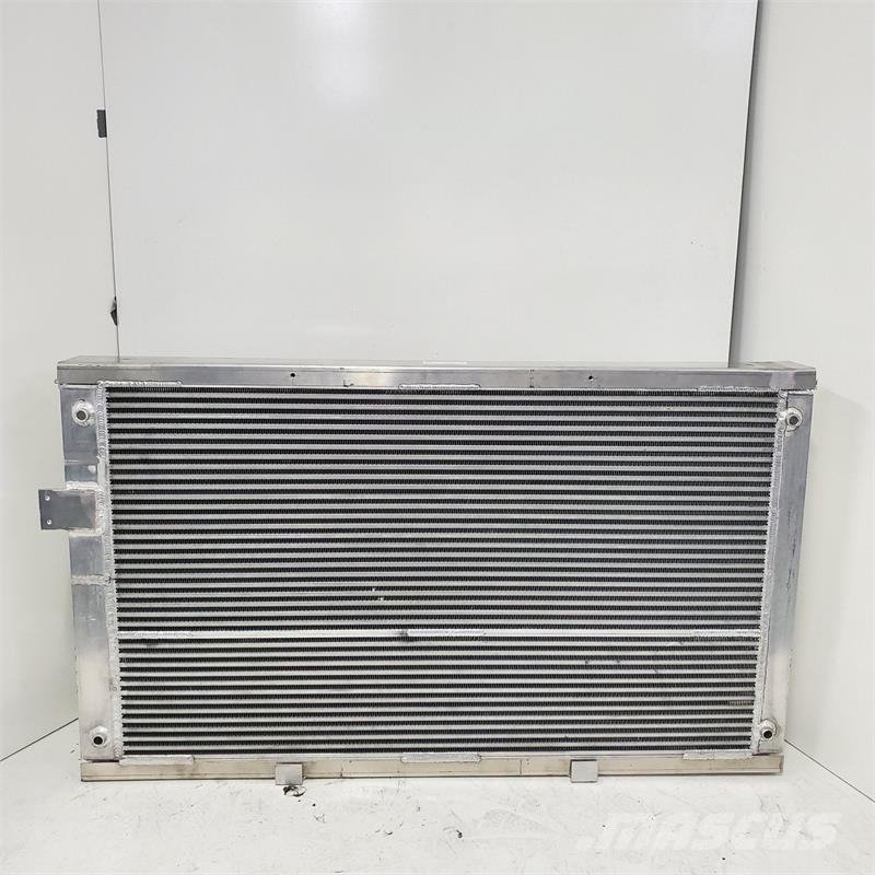 Hyundai R360LC-7 Oil Cooler # 890452 Radiatoren
