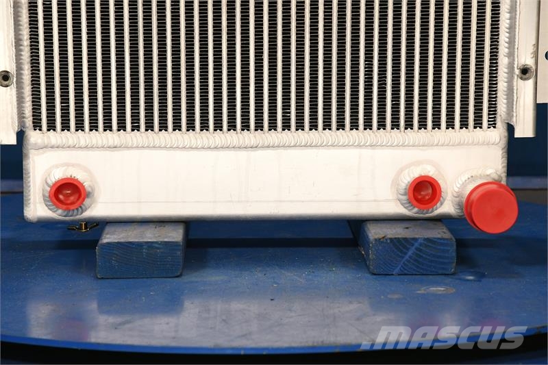 Ingersoll Rand T708 Tractor Radiator # 840151 Radiadores