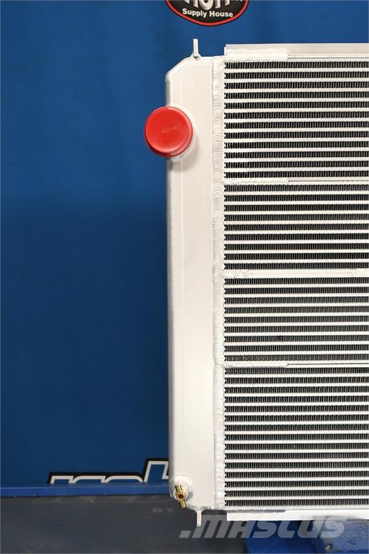 International , 2000, 2500, 2600, 5000, 5500 Radiator # 603116 Radiatorji