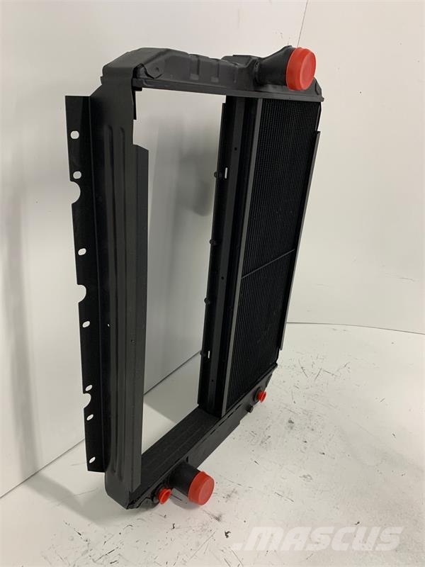 International 3000, 3600, 3800 Radiator # 603061 Radiadores