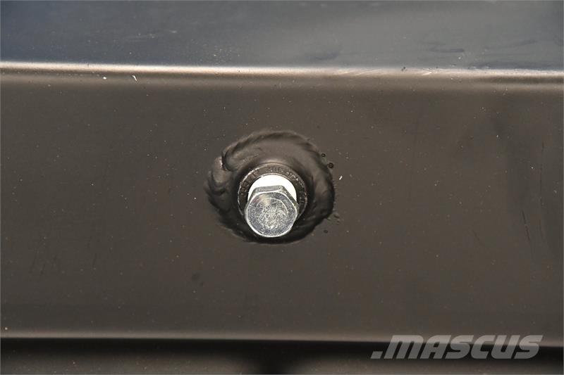 International 4300 Radiator # 603173 Radiadores