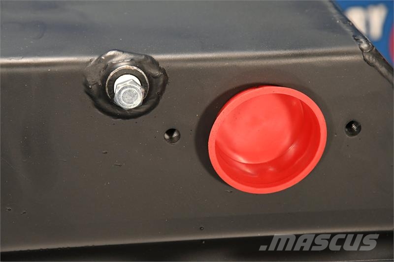 International 4300 Radiator # 603173 Radiadores
