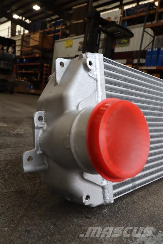 International Charge Air Cooler # 603261 散熱器/水箱
