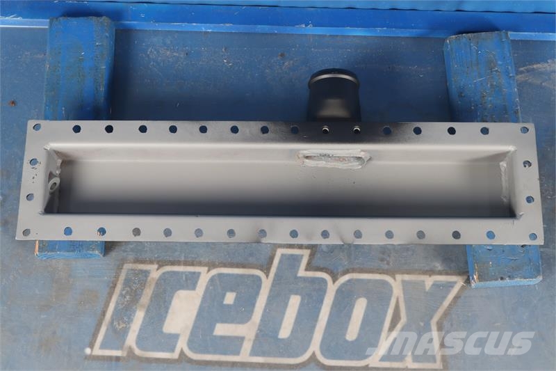 International Crossflow Tank # 603449 Radiators