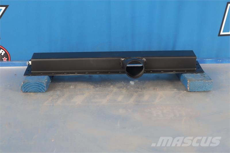 International Crossflow Tank # 603449 Radiators