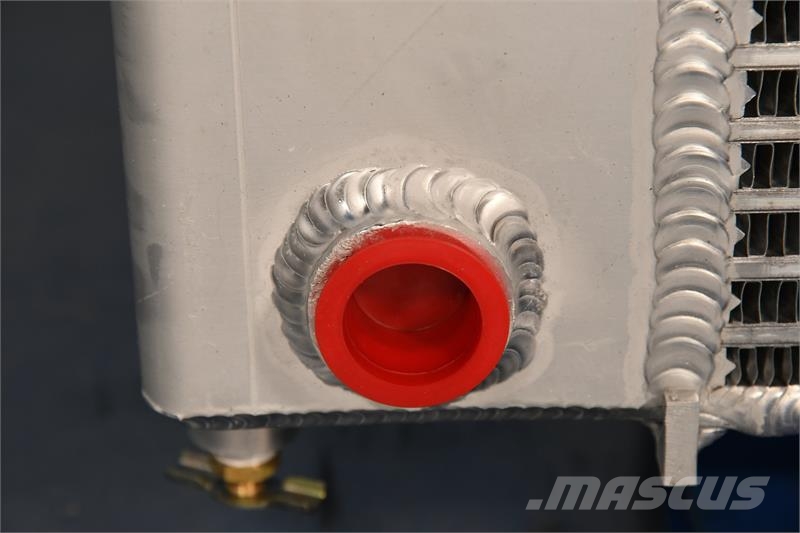 International Durastar Radiator # 603329 Radiaatorid