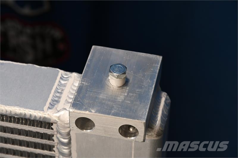 International HX520 SP Radiator # 603300 Radiatoren