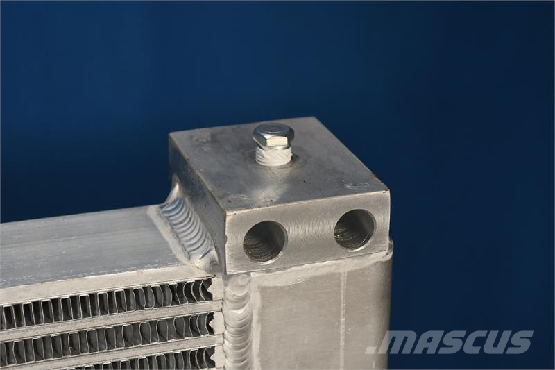 International / Navistar Radiator # 603955 Radiators