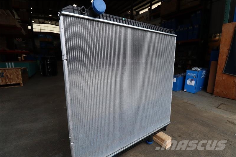 International Navistar, Prostar, Transtar Radiator # 603206 Καλοριφέρ