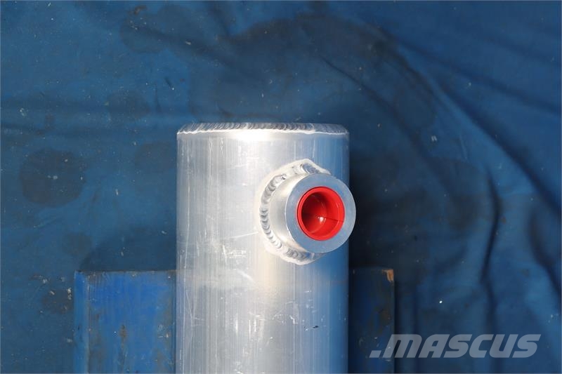 International Navistar Oil Cooler # 603446 Radiators