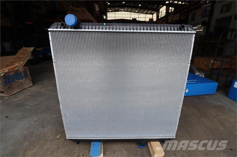 International Navistar, Prostar, Transtar Radiator # 603206 Καλοριφέρ