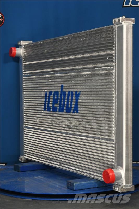 International / Navistar Radiator # 603955 Radiators