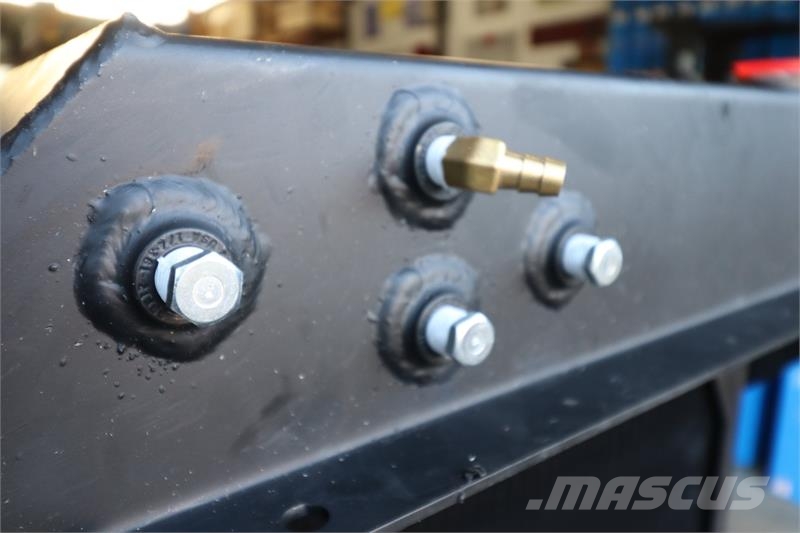International Radiator # 603180 Radiators