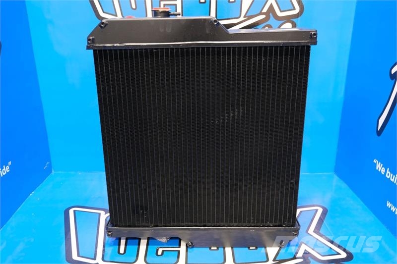 JCB 190, 190HF, 190T, 1110, 1110T Radiator # 890118 مشعات