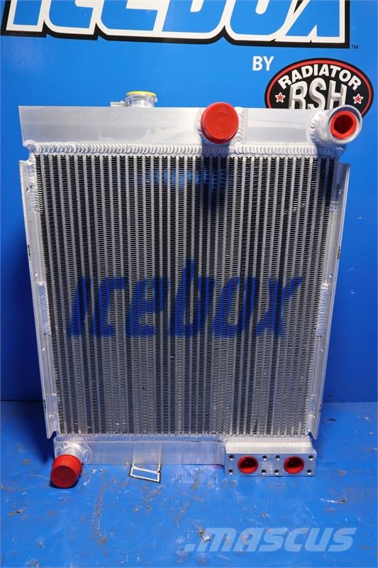 JCB 190 Skidloader Radiator # 890102 مشعات