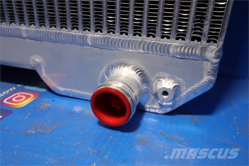 JCB 416 Wheel Loader Radiator # 890100 مشعات