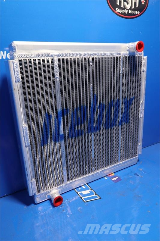 JCB 580C Radiator # 890445 مشعات