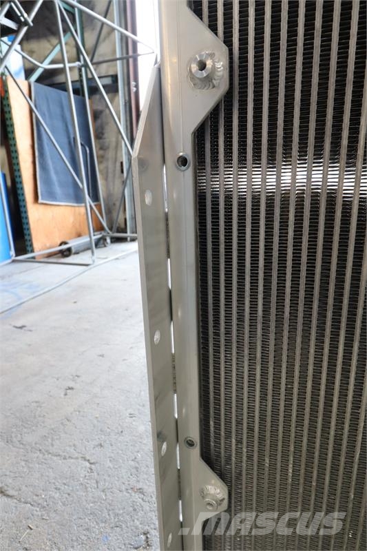 JLG 40H Boom Lift Radiator # 890867 Radiadores