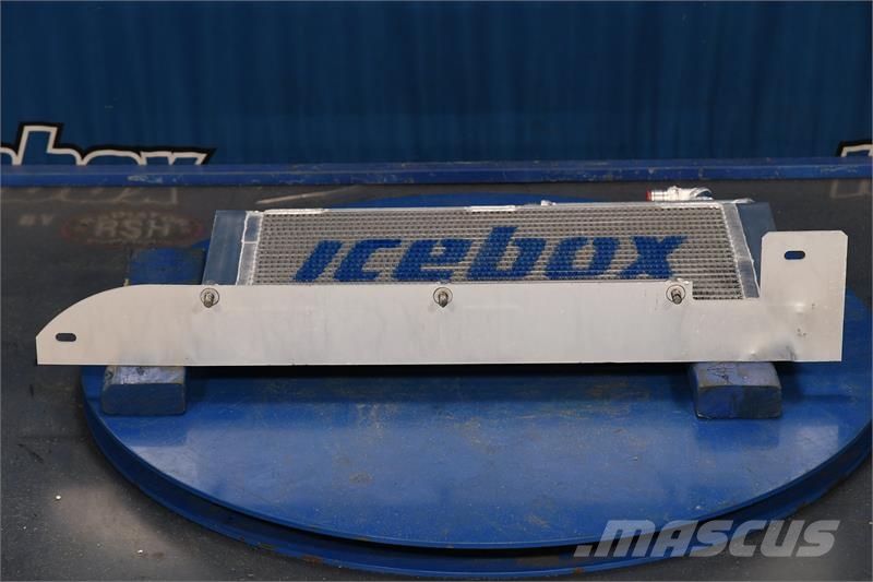 JLG G10-55A, G12-55A Oil Cooler # 890568 Radiadores