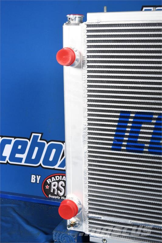 JLG G12-55A Radiator # 890067 Radiadores