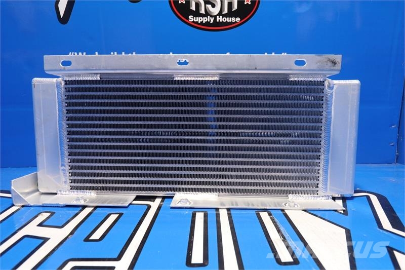 JLG G5-18A ForkLift Oil Cooler # 890135 Radiadores