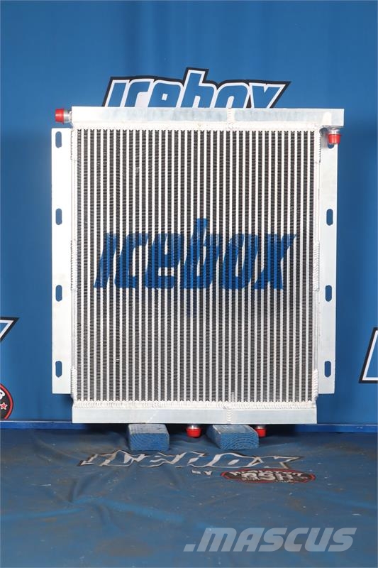 JLG G9-43A, G10-43A Oil Cooler # 890133 Radiadores