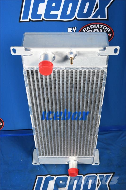 JLG G9-43A Telehander Radiator # 890637 Radiadores