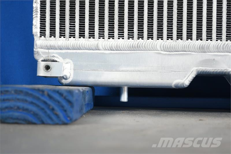 JLG Skytrak Radiator # 890131 Radiatoare