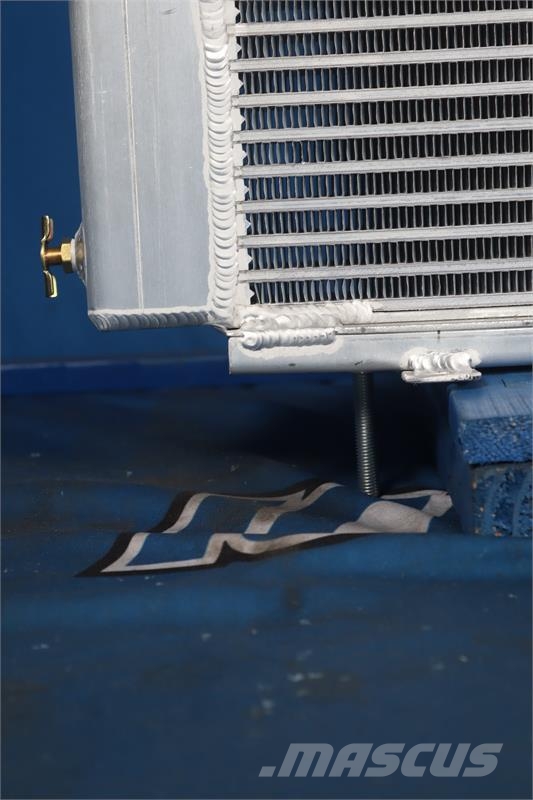 JLG Skytrak Radiator # 890129 Radiadores