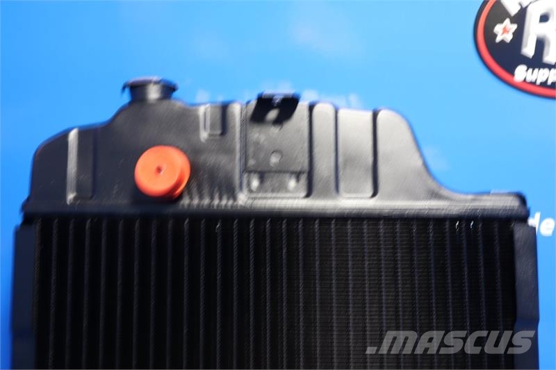 John Deere 1640, 1641, 1641F Radiator # 871132 散熱器/水箱