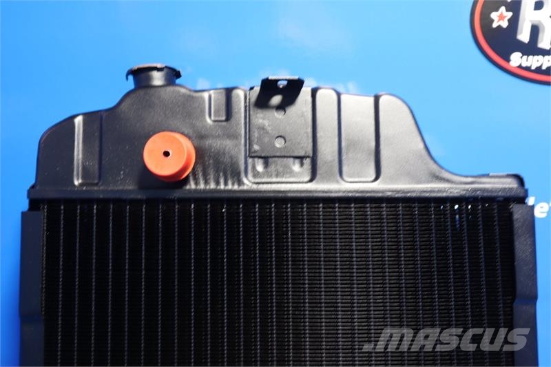 John Deere 1640, 1641, 1641F Radiator # 871132 散熱器/水箱