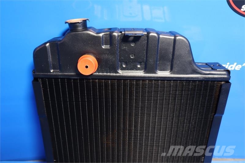 John Deere 1640, 1641, 1641F Radiator # 871132 散熱器/水箱