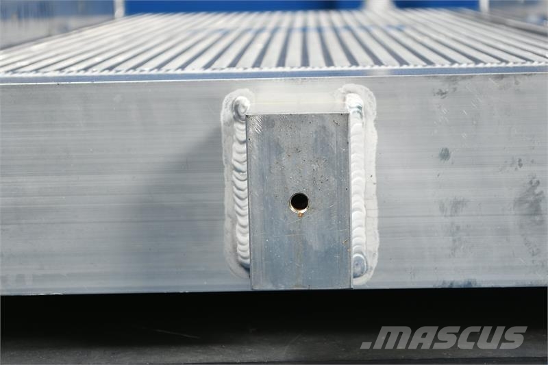 John Deere 200D Oil Cooler # 870945 Radiatoare