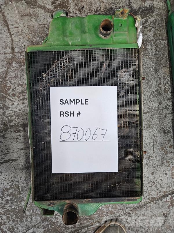 John Deere 2240 Radiator # 870067 Radiadores