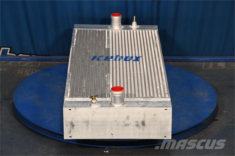 John Deere 250D, 300D Radiator # 871091 Радіатори