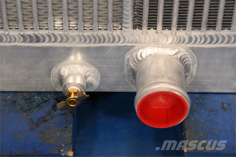 John Deere 250D, 300D Radiator # 871091 Радіатори
