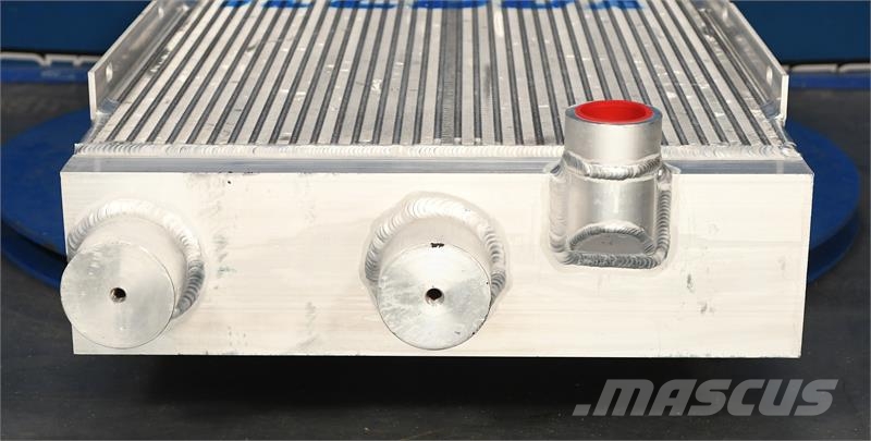 John Deere 250GLC, 2654G, 290GLC, 300GLC Oil Cooler # 870983 Hűtők