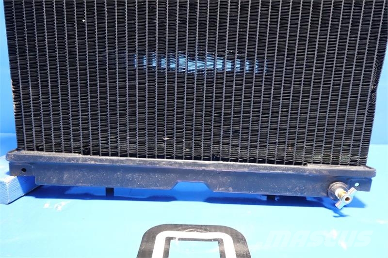 John Deere 317G Radiator # 870215 Radiadores