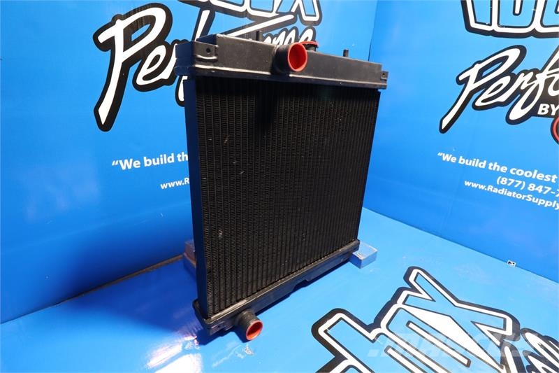 John Deere 317G Radiator # 870215 Radiadores