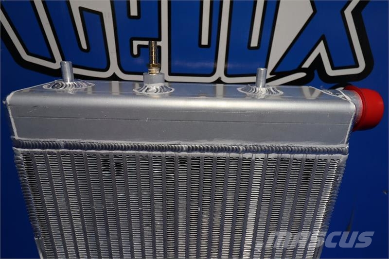 John Deere 320G Radiator # 871098 Radiatoare