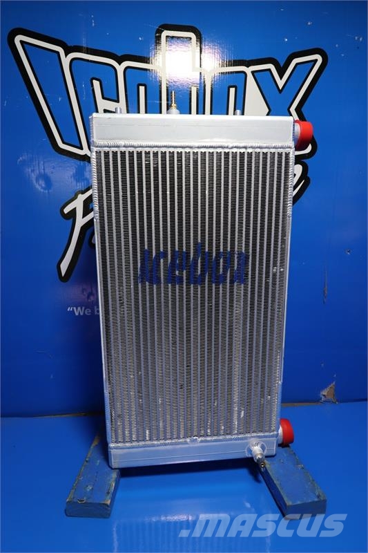 John Deere 320G Radiator # 871098 Radiatoare