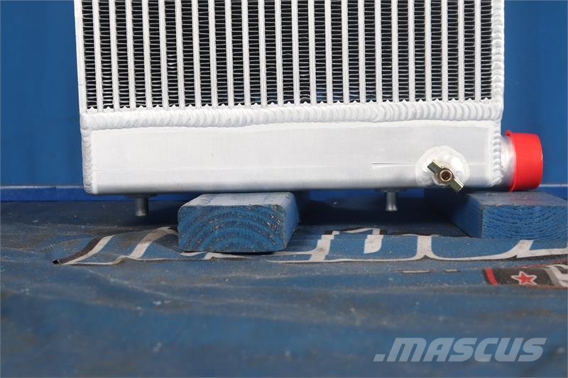 John Deere 320G Radiator # 871099 Radiatoare