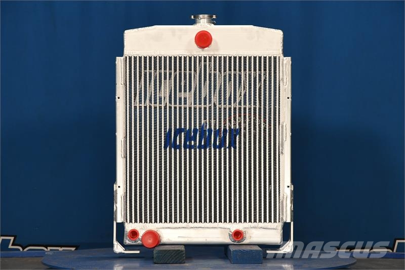 John Deere 350 Radiator # 870188 Radiatori