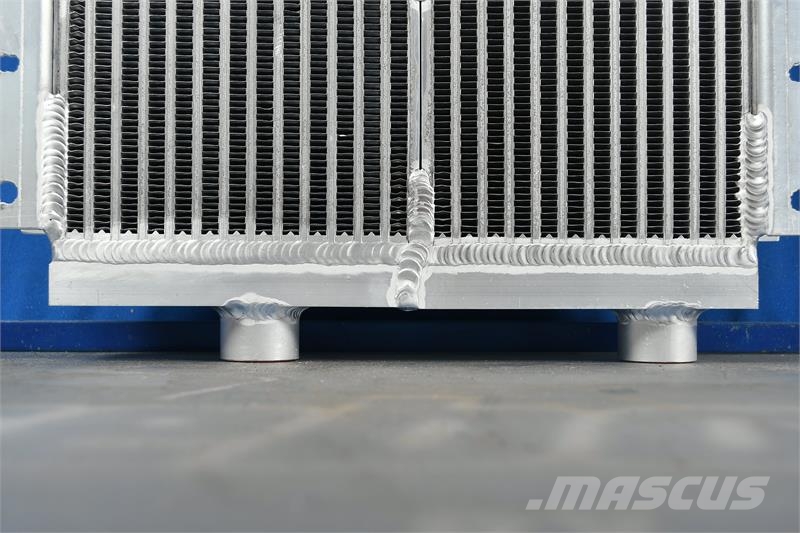 John Deere 400D Oil Cooler # 870343 Радиатори