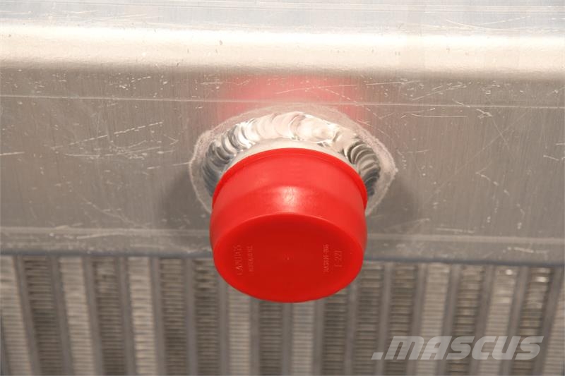 John Deere 4440 Radiator # 870427 Radiátory