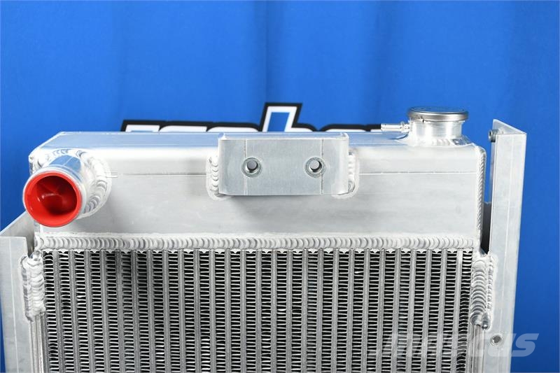 John Deere 450G, 550G, 650G Radiator # 870181 Radiatoren