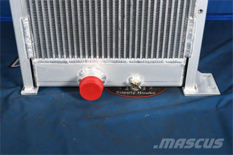 John Deere 450G, 550G, 650G Radiator # 870183 Radiatoren