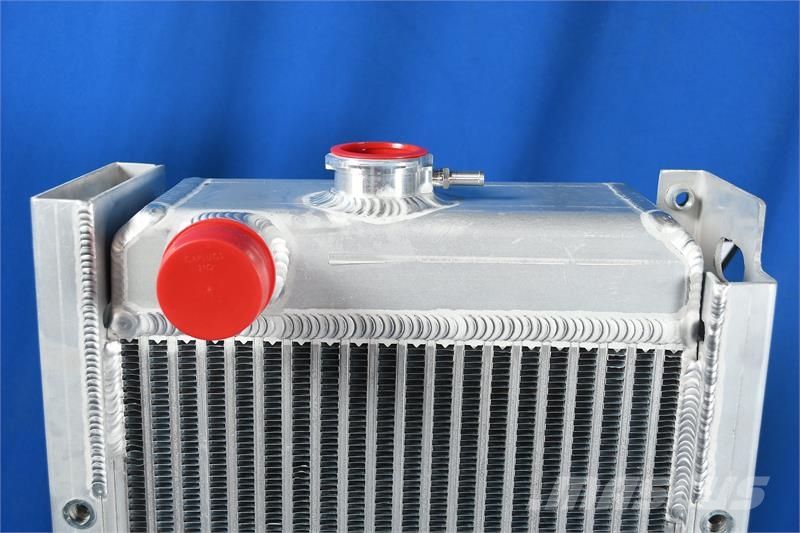 John Deere 450H Radiator # 870196 Radiatoren